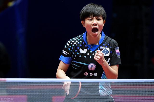 出的贡献 出的贡献